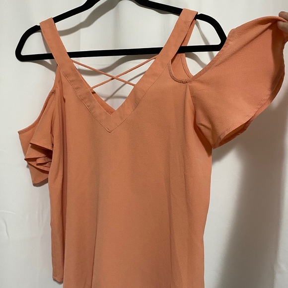 Top - Picture 2 of 3